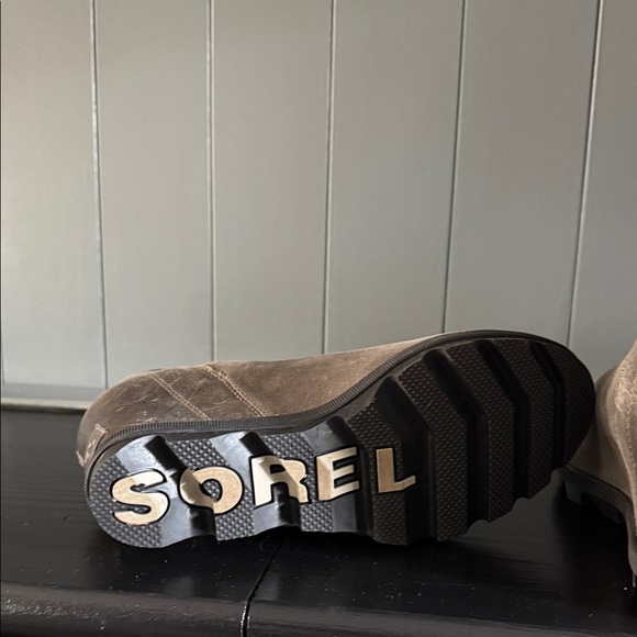 Stylish Sorel Gray Ankle Boots - Picture 3 of 4